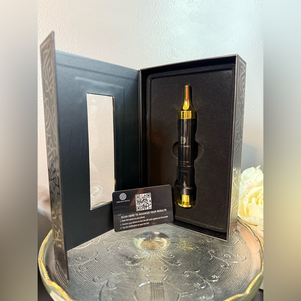 Forever Flawless-Diamond Infused 24K Gold Instant Tightening Complex